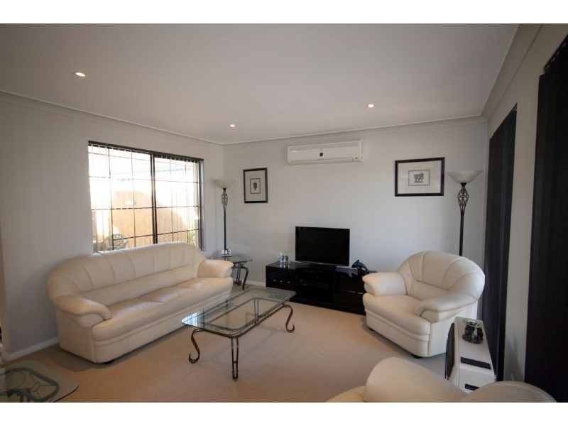 28 Blackthorn Road, Eden Hill WA 6054