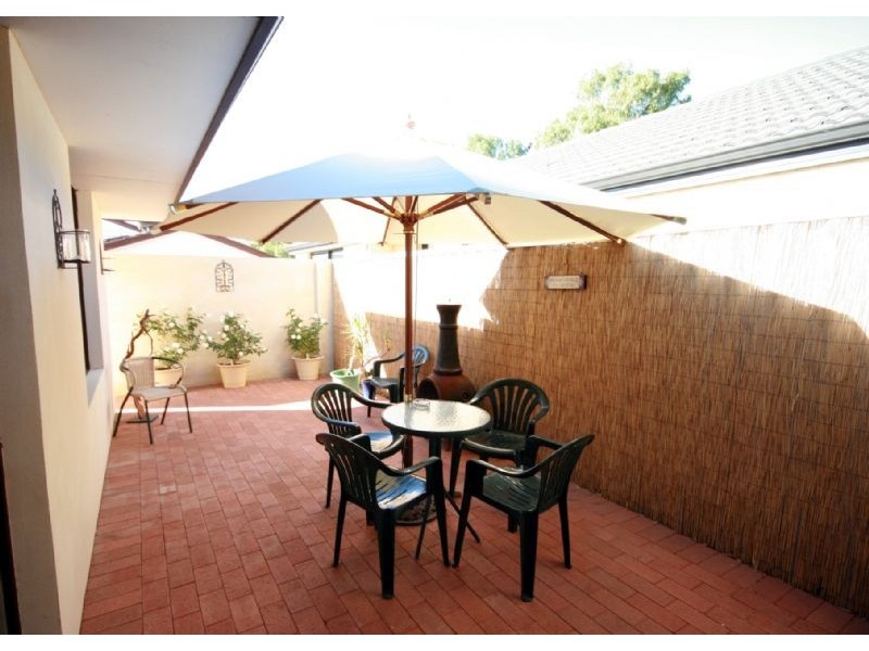 28 Blackthorn Road, Eden Hill WA 6054