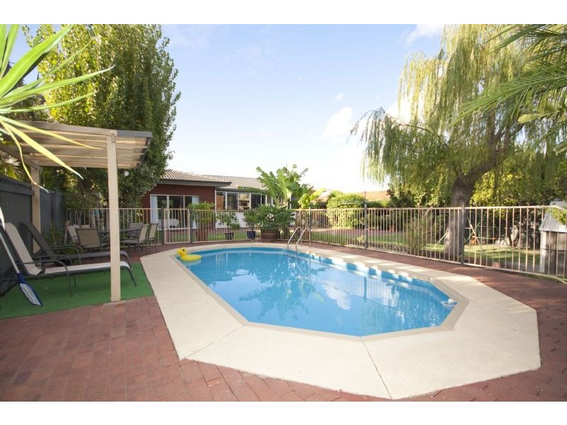 38 Reid Street, Bassendean WA 6054