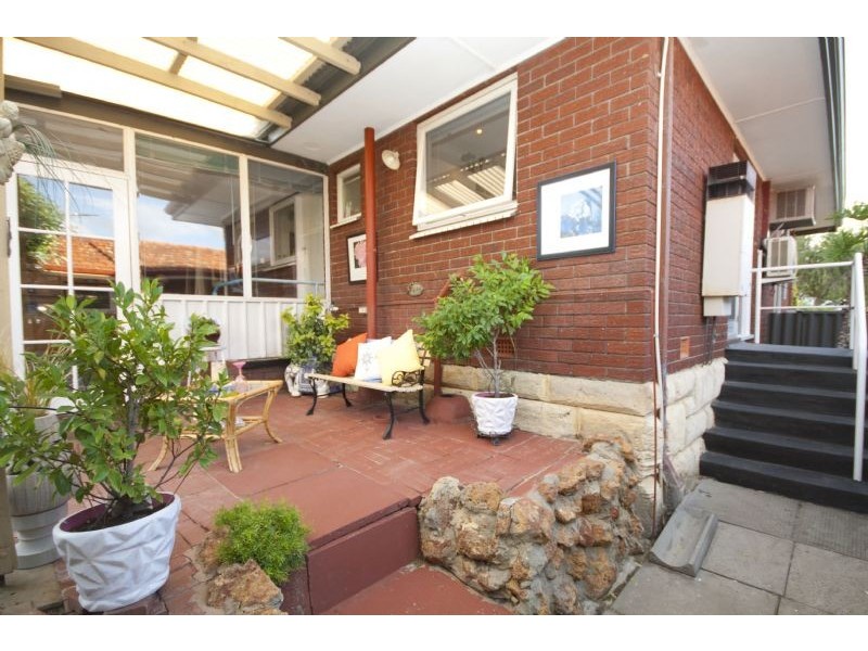 38 Reid Street, Bassendean WA 6054