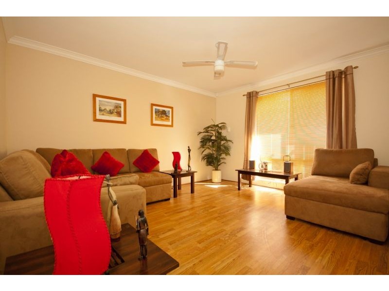 12 Cascarilla Road, Beechboro WA 6063