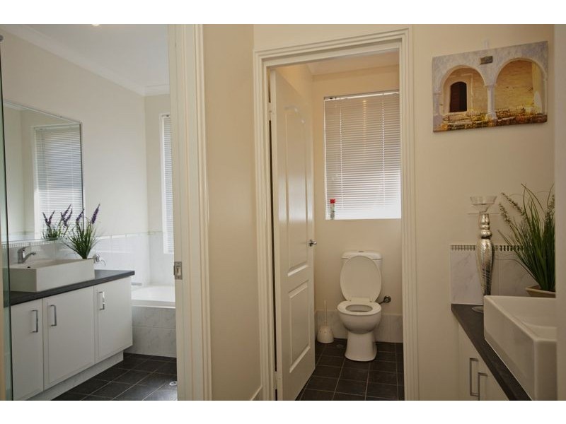 12 Cascarilla Road, Beechboro WA 6063