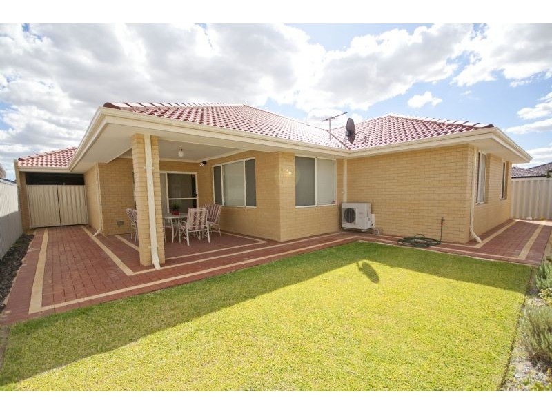 12 Cascarilla Road, Beechboro WA 6063