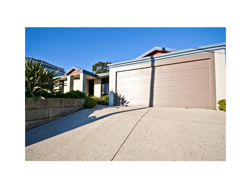 3 Cottingley Place, Swan View WA 6056