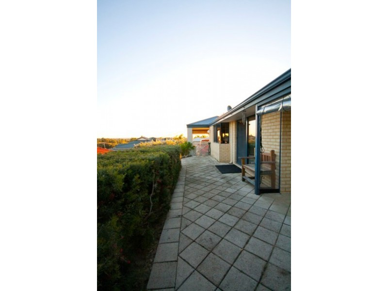 3 Cottingley Place, Swan View WA 6056