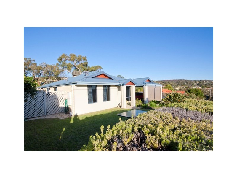 3 Cottingley Place, Swan View WA 6056