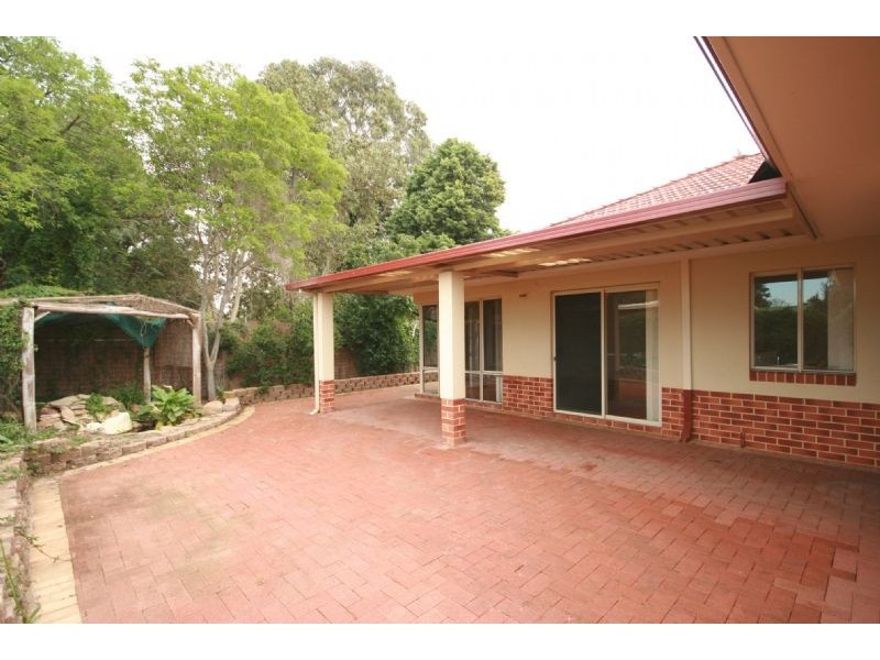 6A Parnell Parade, Bassendean WA 6054