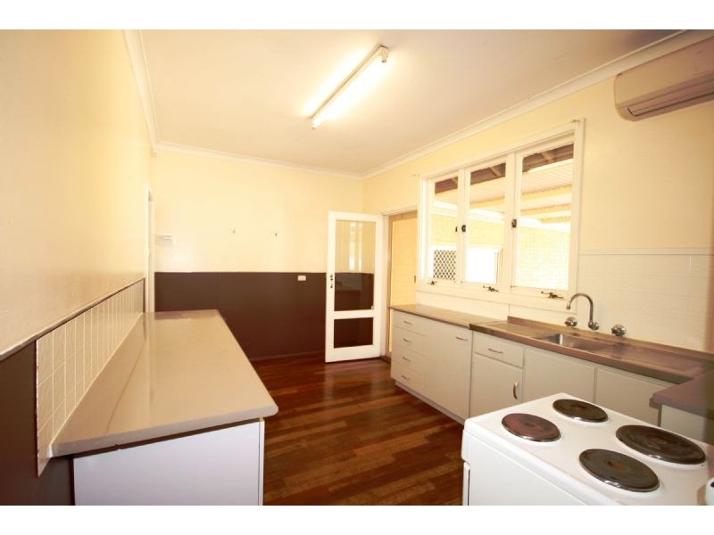 16 Bradshaw Street, Eden Hill WA 6054