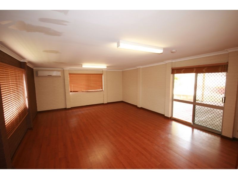 16 Bradshaw Street, Eden Hill WA 6054