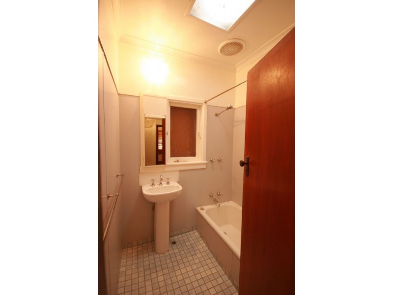 16 Bradshaw Street, Eden Hill WA 6054