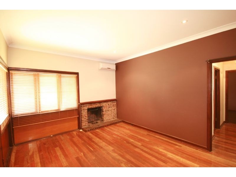 16 Bradshaw Street, Eden Hill WA 6054