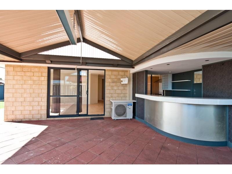 11 Pindi Court, South Guildford WA 6055