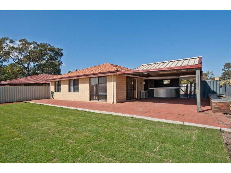 11 Pindi Court, South Guildford WA 6055