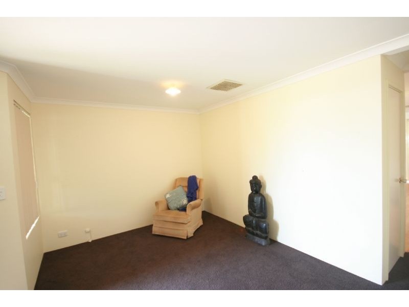 20 Gentle Circle, South Guildford WA 6055