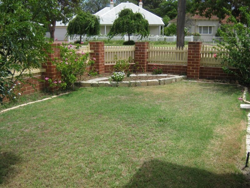 3/10 East Street, Guildford WA 6055