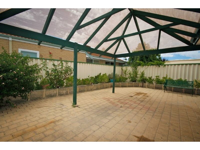 2 Norn Close, South Guildford WA 6055