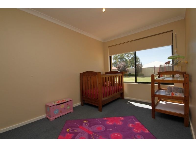 137 Waterhall Road, South Guildford WA 6055