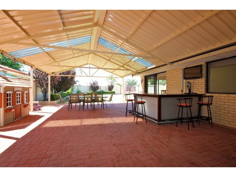 137 Waterhall Road, South Guildford WA 6055