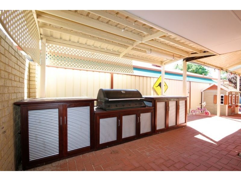 137 Waterhall Road, South Guildford WA 6055