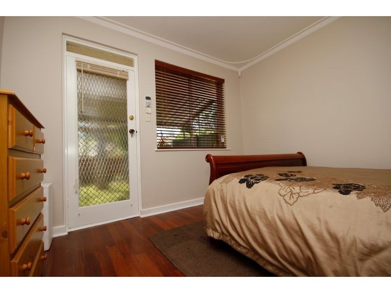 35 Beverley Tce, South Guildford WA 6055