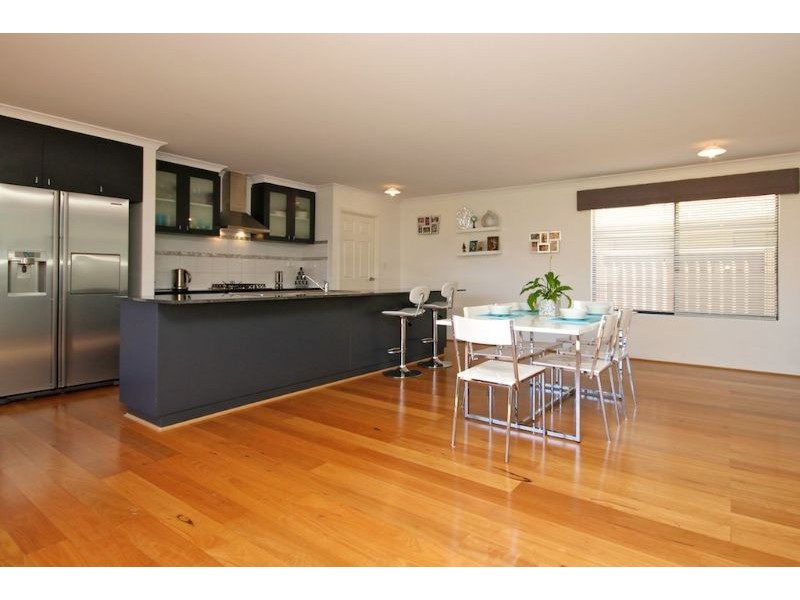 26 Januk Turn, South Guildford WA 6055