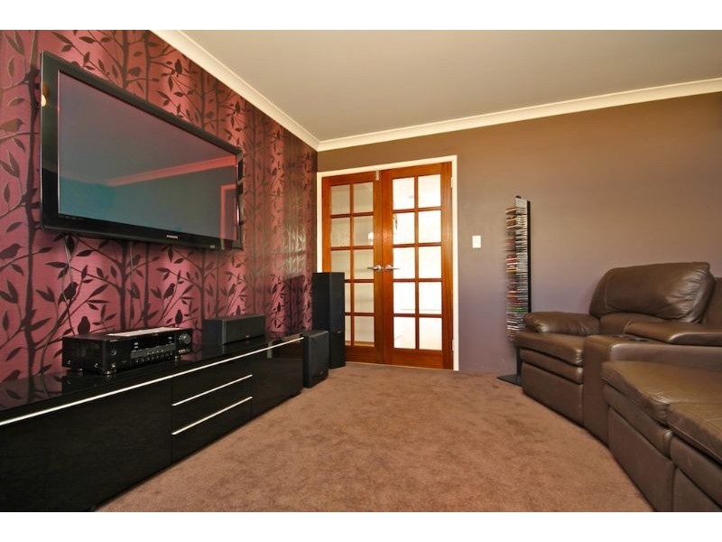 26 Januk Turn, South Guildford WA 6055