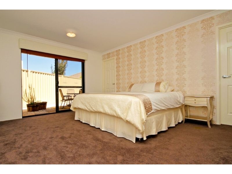 26 Januk Turn, South Guildford WA 6055