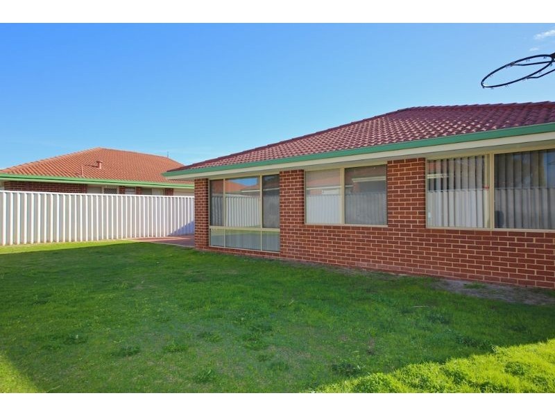 7 Werang Entrance, South Guildford WA 6055