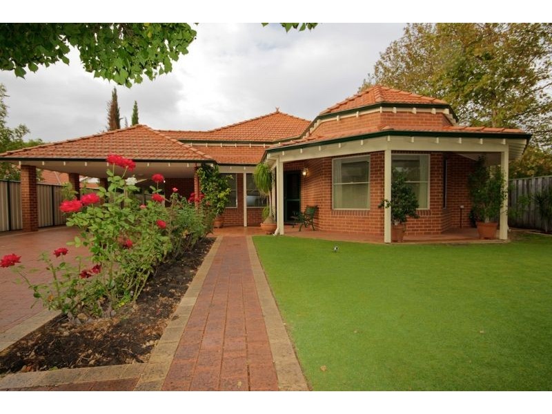 3 Earlsferry Court, Bassendean WA 6054