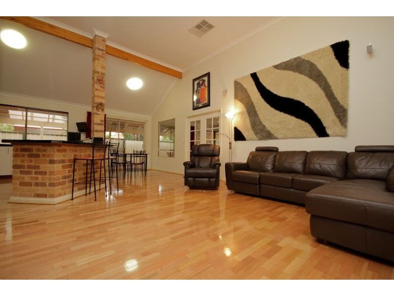 3 Earlsferry Court, Bassendean WA 6054