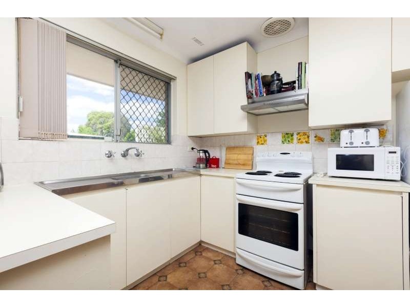 54 Kathleen Street, Bassendean WA 6054