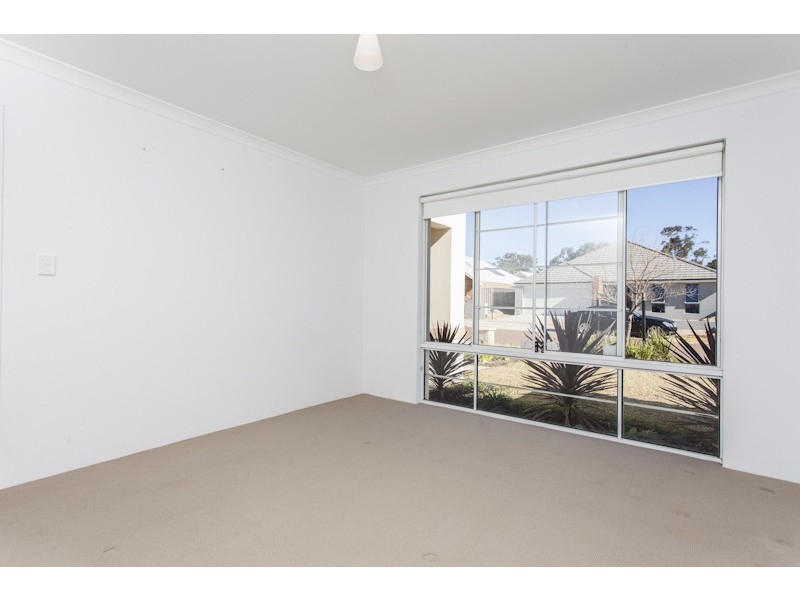 10 Laverstock Street, South Guildford WA 6055