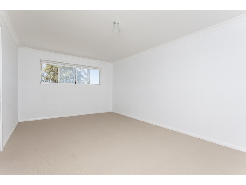 10 Laverstock Street, South Guildford WA 6055