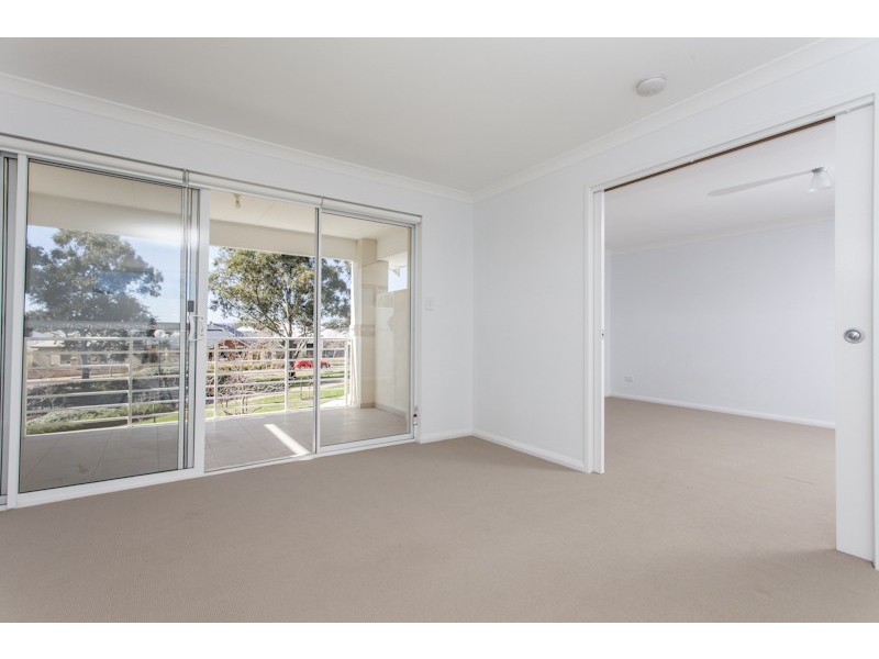 10 Laverstock Street, South Guildford WA 6055