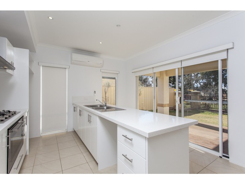 10 Laverstock Street, South Guildford WA 6055