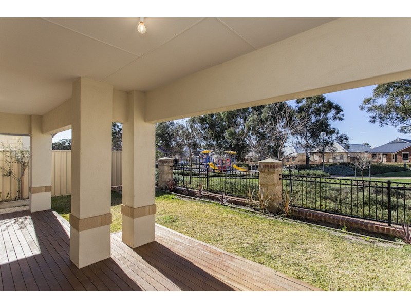 10 Laverstock Street, South Guildford WA 6055