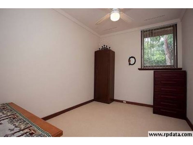 10 Crayden Road, Kalamunda WA 6076