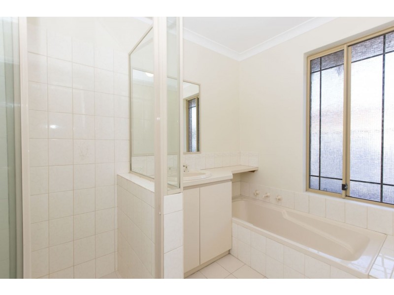 1/131 West Road, Bassendean WA 6054