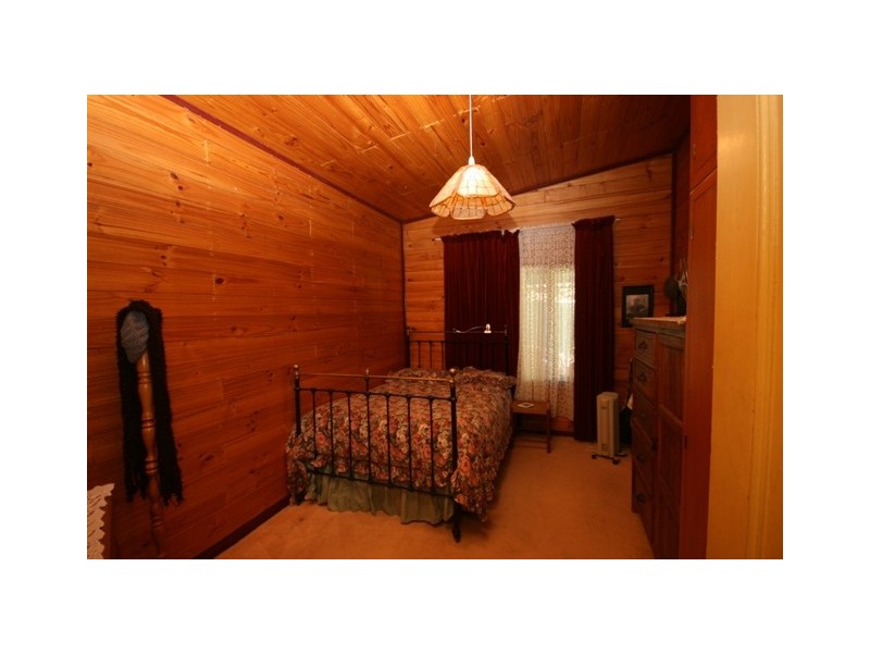 3 West Parade, South Guildford WA 6055