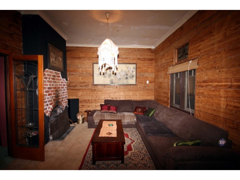 3 West Parade, South Guildford WA 6055