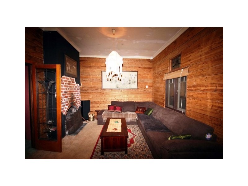 3 West Parade, South Guildford WA 6055