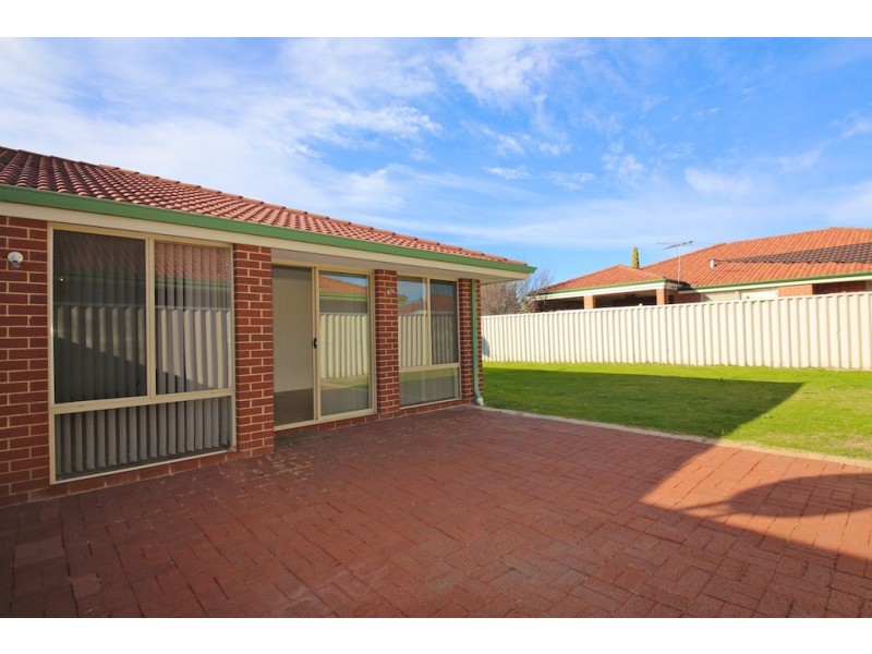 7 Werang Entrance, South Guildford WA 6055