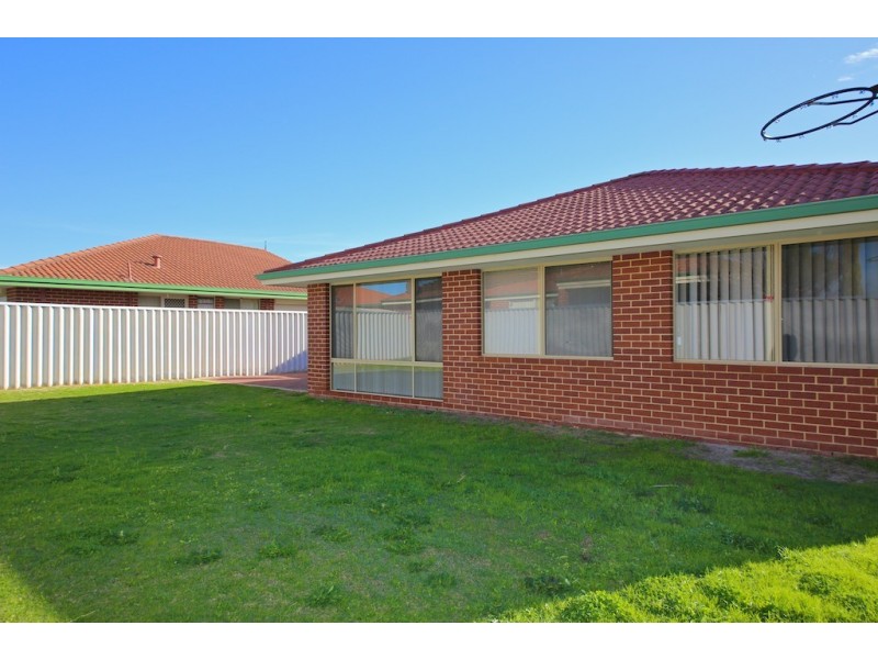 7 Werang Entrance, South Guildford WA 6055