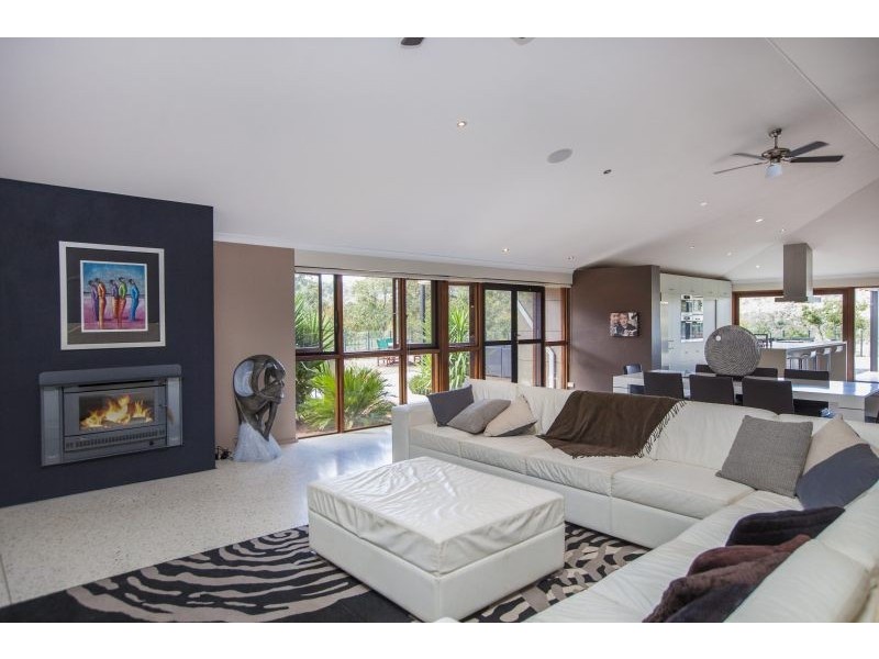 126 Hardey Road, Glen Forrest WA 6071