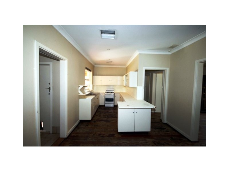 1/128A West Road, Bassendean WA 6054