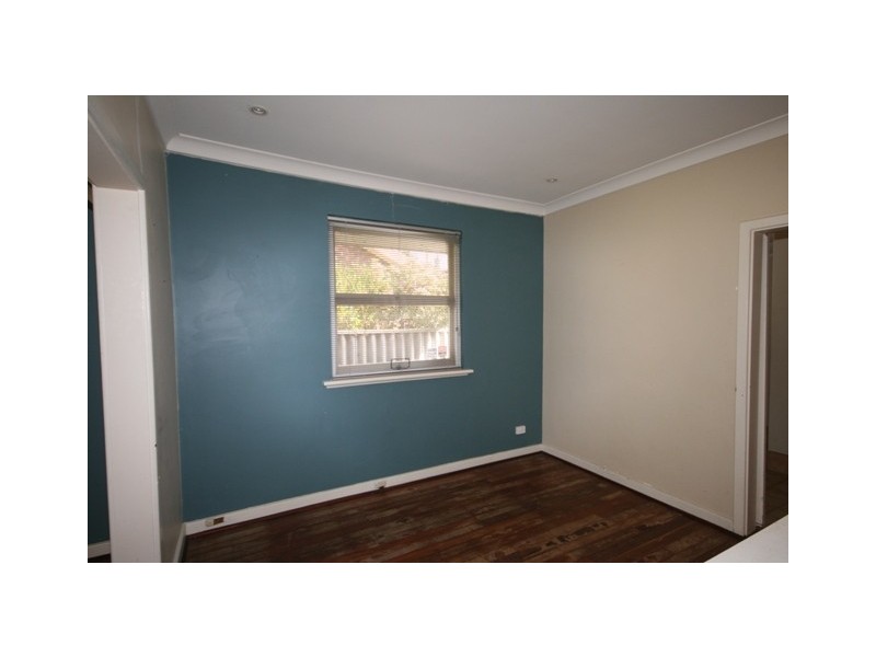 1/128A West Road, Bassendean WA 6054