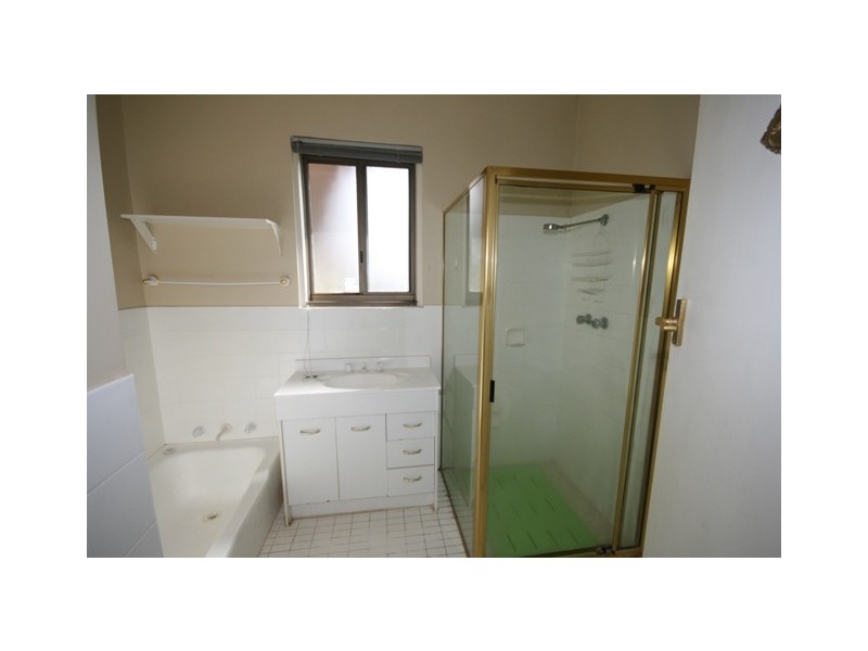 1/128A West Road, Bassendean WA 6054