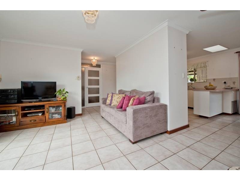 4/2 Cothill Court, Eden Hill WA 6054