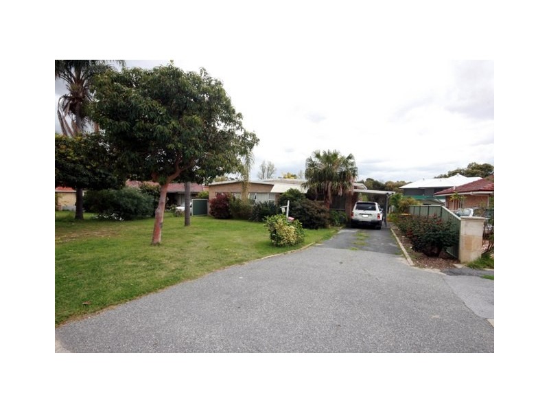 11 Beverley Terrace, South Guildford WA 6055
