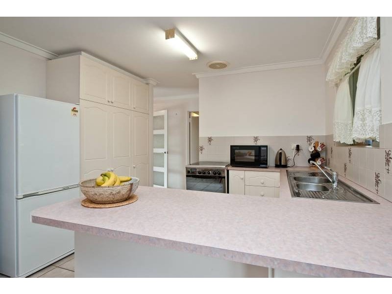 4/2 Cothill Court, Eden Hill WA 6054